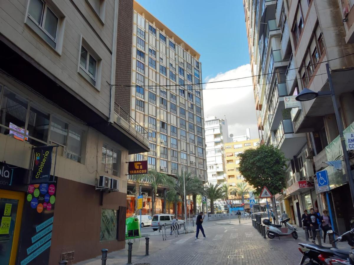 Apartamento Grande-Centro Barrio Playa อาลิกันเต ภายนอก รูปภาพ